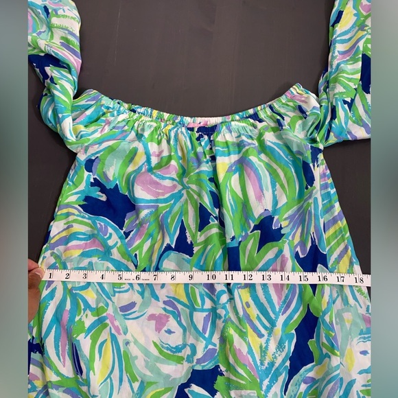 Lilly Pulitzer off the shoulder Enna Top - Picture 5 of 8